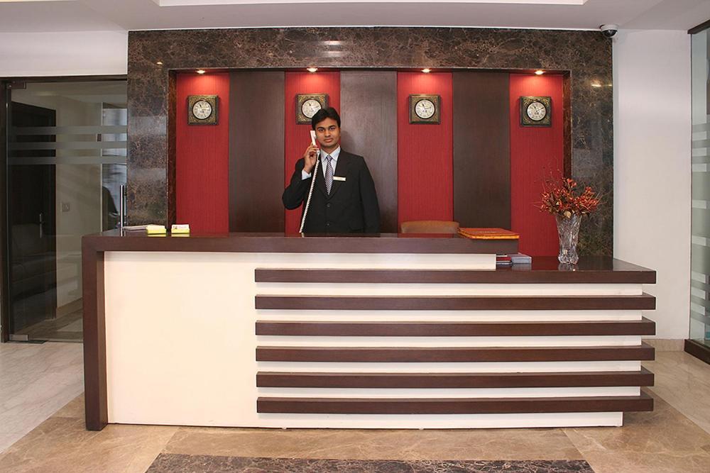 Hotel Livasa Inn Near Blk Hospital Делхи Екстериор снимка