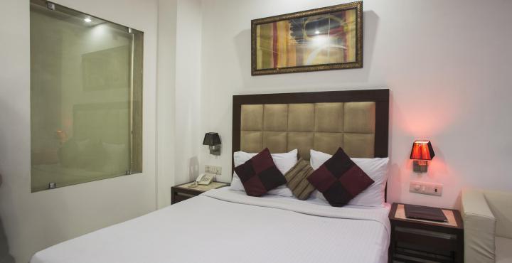 Hotel Livasa Inn Near Blk Hospital Делхи Екстериор снимка