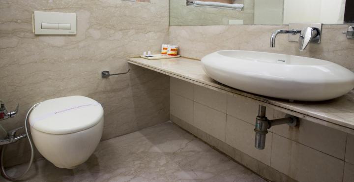 Hotel Livasa Inn Near Blk Hospital Делхи Екстериор снимка